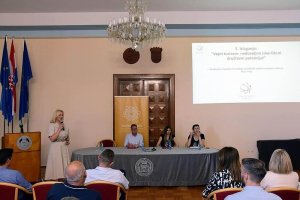 05a977f75c8bd421cf67e35678973f79 Generic