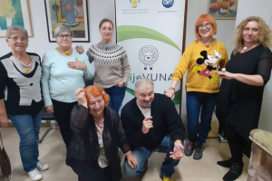 0d422469a7bfe49699e19d8d898530d7 Generic