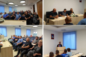 23f6a067599ae98276b159b7685c0abf Generic