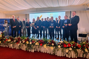 3abb66d58aa91d2b7b16f08ee38a95c0 Generic