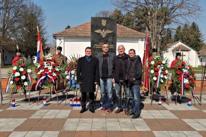 461011bcaf5b5e723e897c33f049f169 Generic