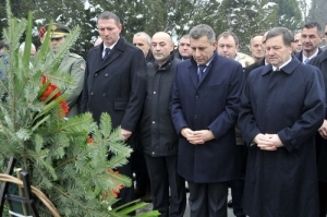 620466077c427f141effa294382f5fba Generic