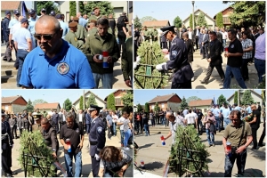 73608782f50eb6af17bb69bdcd662692 Generic