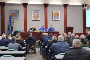 84c42b9986b8cecdea81ed6abb66c108 Generic