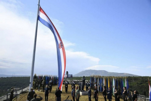 8b072d4f47fa16702f8c7356d2c88ee8 Generic