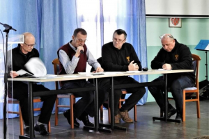 C9e8d9069e929f4898939a62f1adcffd Generic