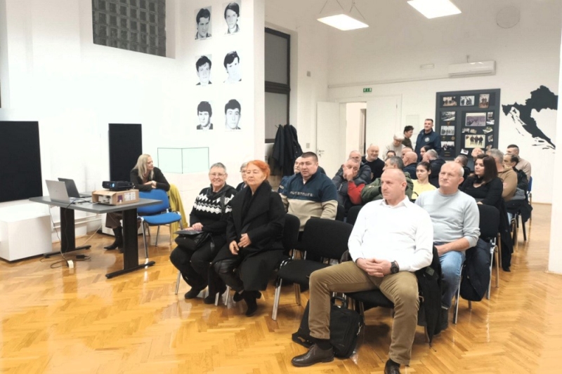 Dca6745fdbb9da5b038270324f6ced2f XL