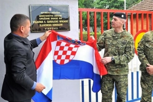 Ea457adccaa9e569cff05de9b4f3b04d Generic