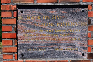 Ea82697ed9755e975f3c7d735db2070c Generic