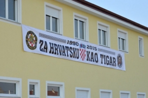 Ffe144b59c409587b4c9211fb31afdfe Generic